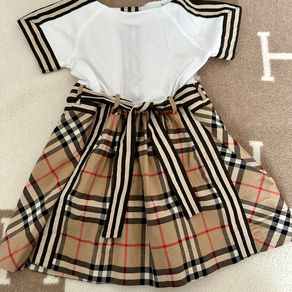Burberry Check Dress size 2T